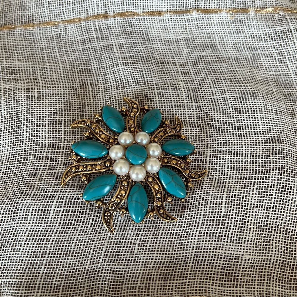 Monet Brooch Pin